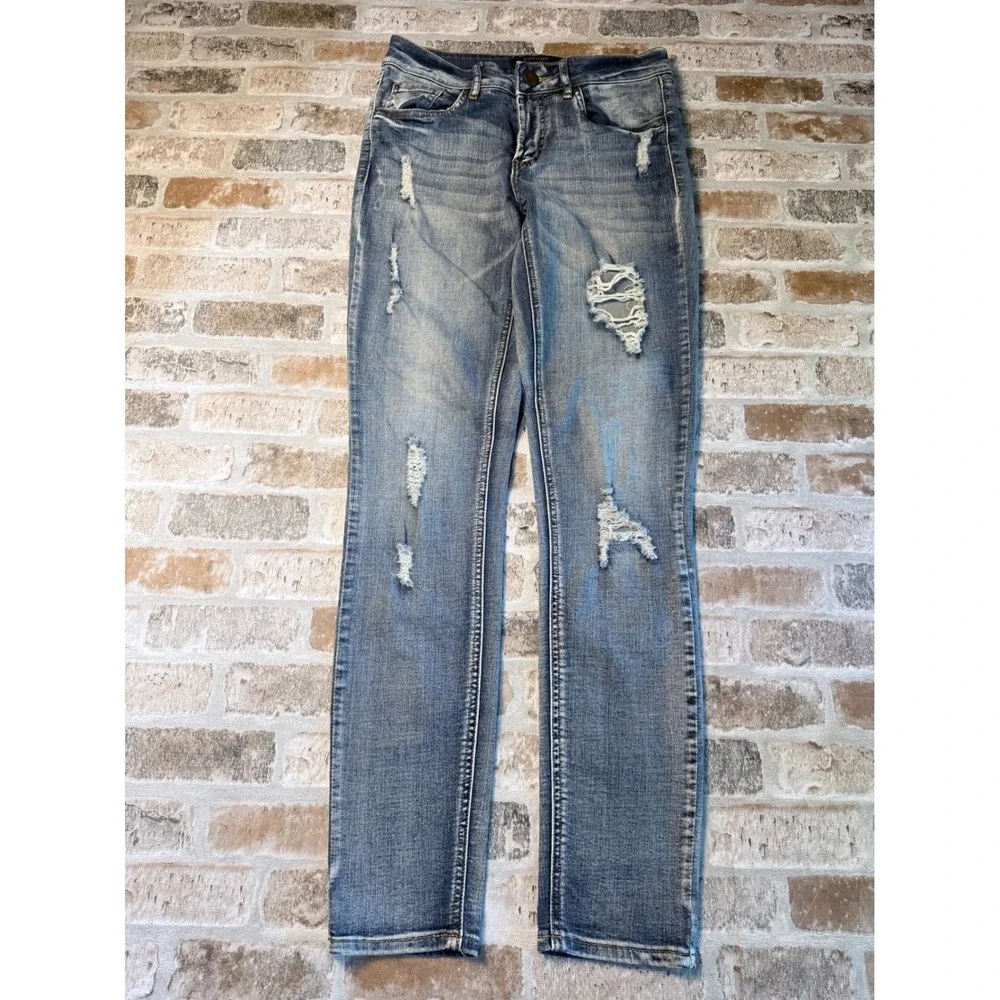 Refuge‎ Womens Size 2 Distressed Skinny Jeans Medium Wash Ripped Denim